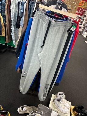 NWT Nike CN6878-063 Men’s Sportswear Break Jogger Pants Grey Black White SZ XLT